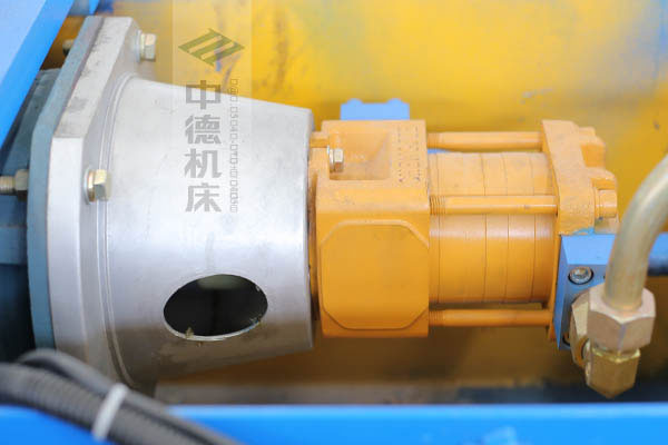 ZDPK-10032采用國內(nèi)一流品牌電機(jī)及油泵，動(dòng)力強(qiáng)勁，噪音低